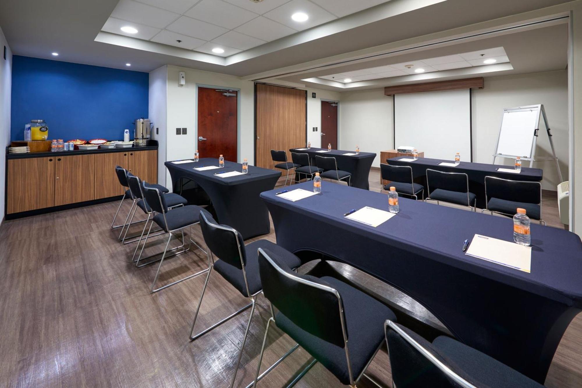 City Express By Marriott Irapuato Ngoại thất bức ảnh