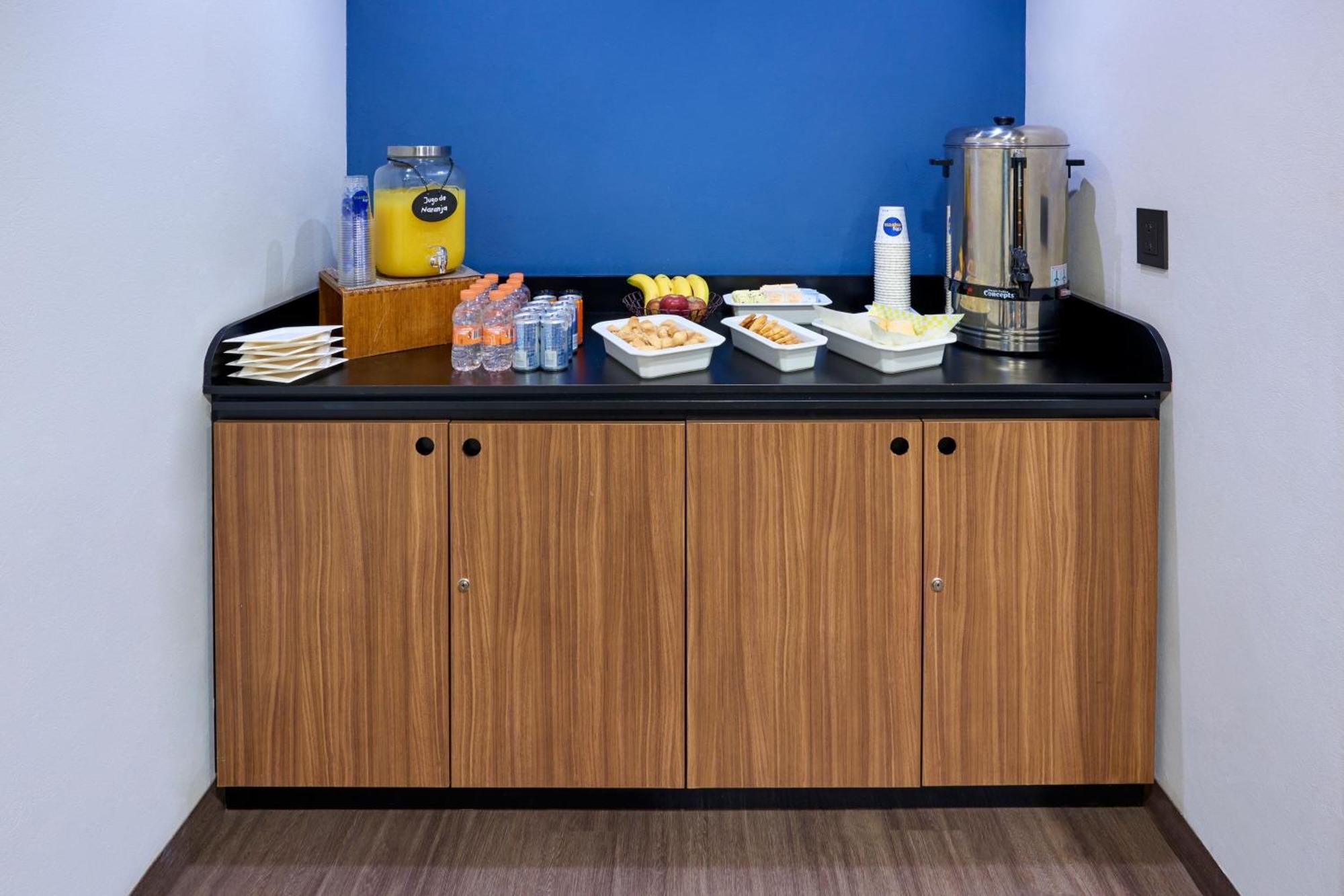 City Express By Marriott Irapuato Ngoại thất bức ảnh