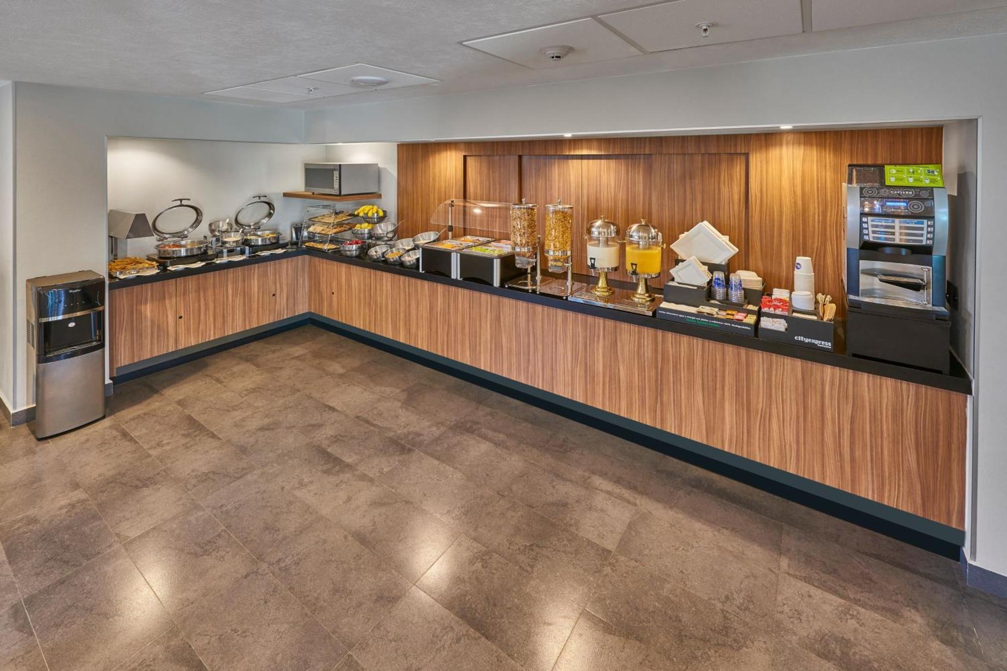 City Express By Marriott Irapuato Ngoại thất bức ảnh
