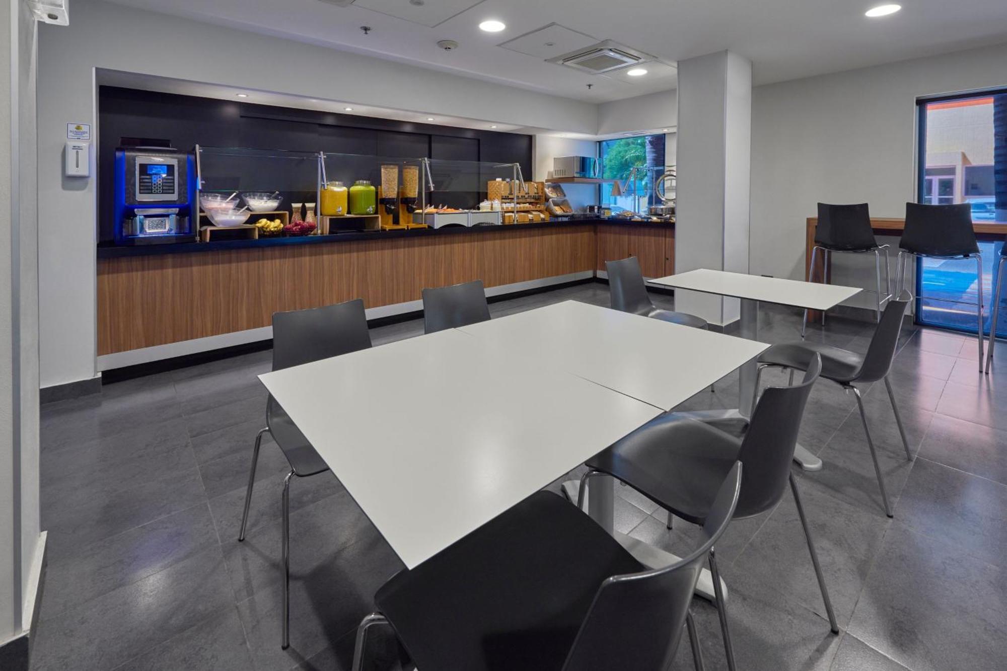 City Express By Marriott Irapuato Ngoại thất bức ảnh