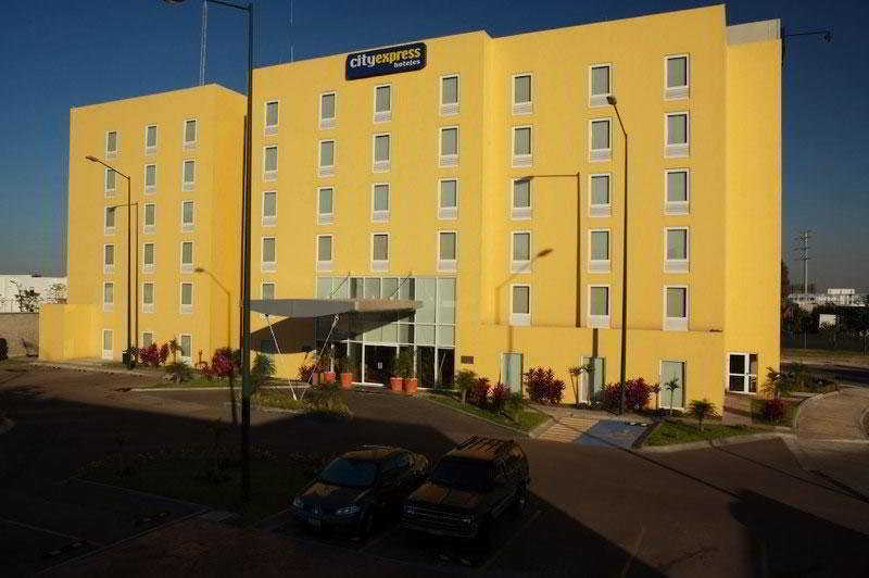 City Express By Marriott Irapuato Ngoại thất bức ảnh