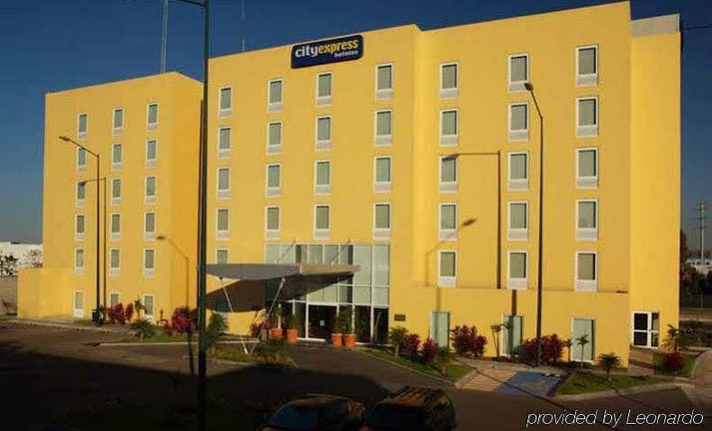 City Express By Marriott Irapuato Ngoại thất bức ảnh
